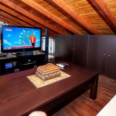 Archagelos House * Potos