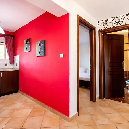 Archagelos House Apartamento Potos