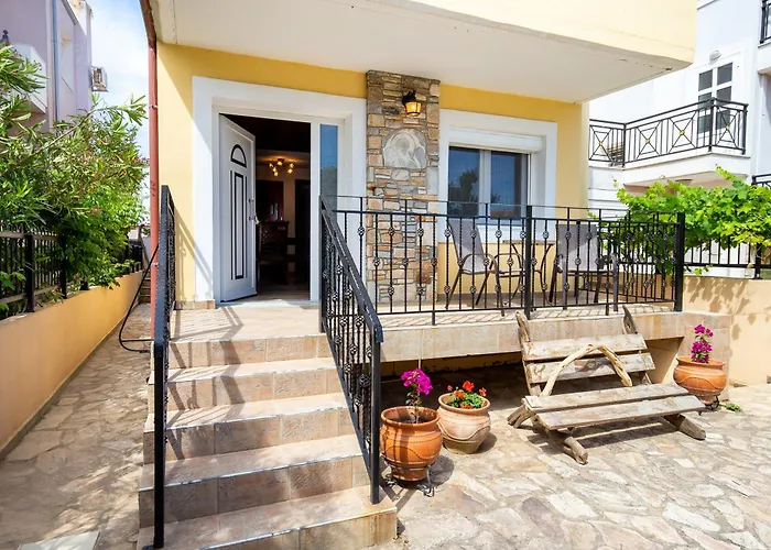 Archagelos House * Potos