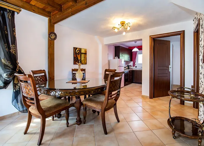 Archagelos House Appartement Potos