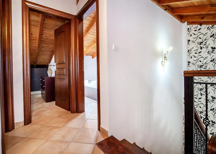 Apartament Archagelos House